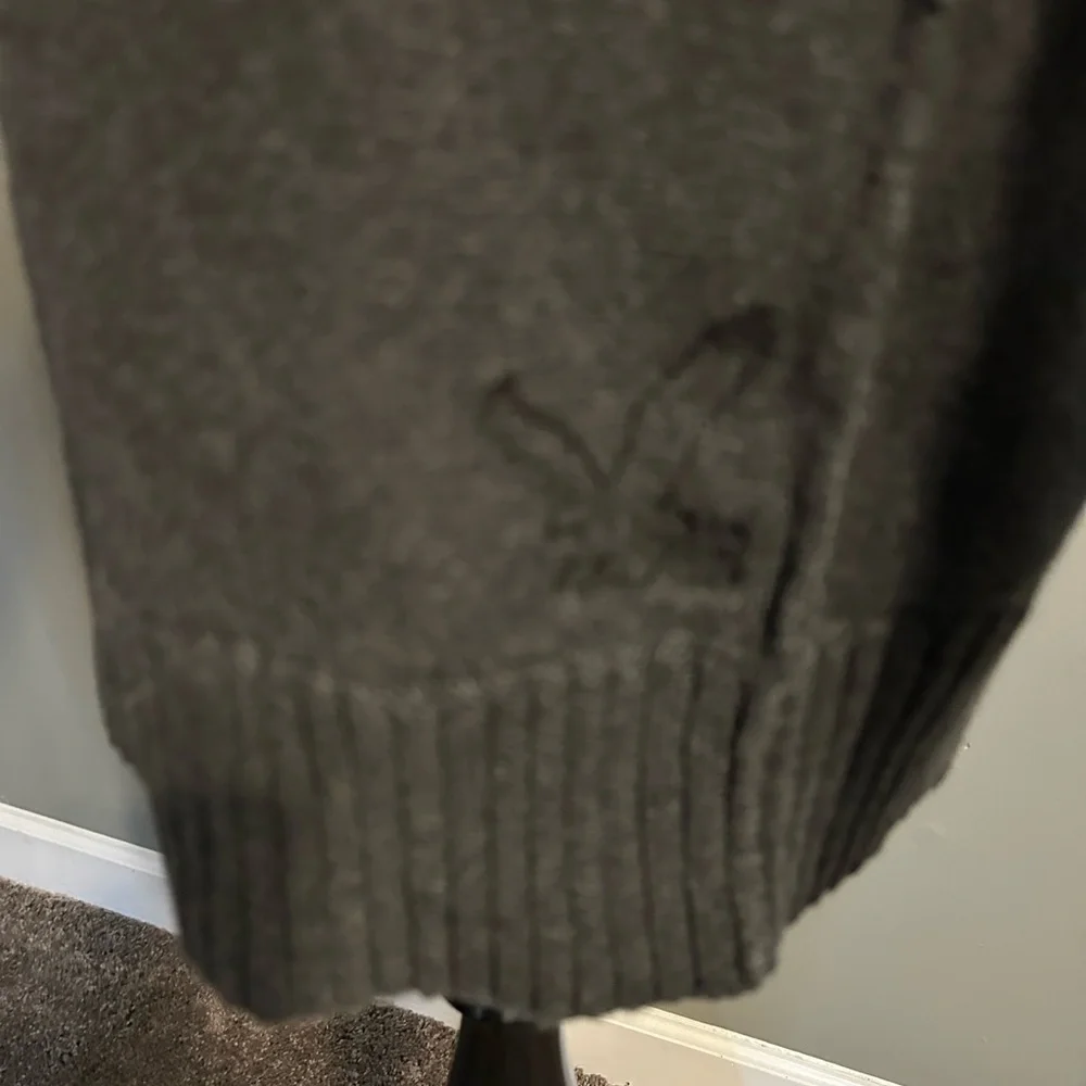 American Eagle outfitters men’s size small pull over sweater with a zip up front